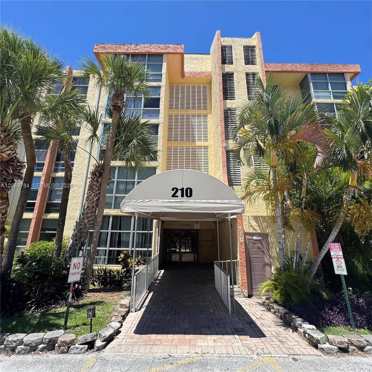 210 172nd St # 334, Sunny Isles Beach, FL 33160