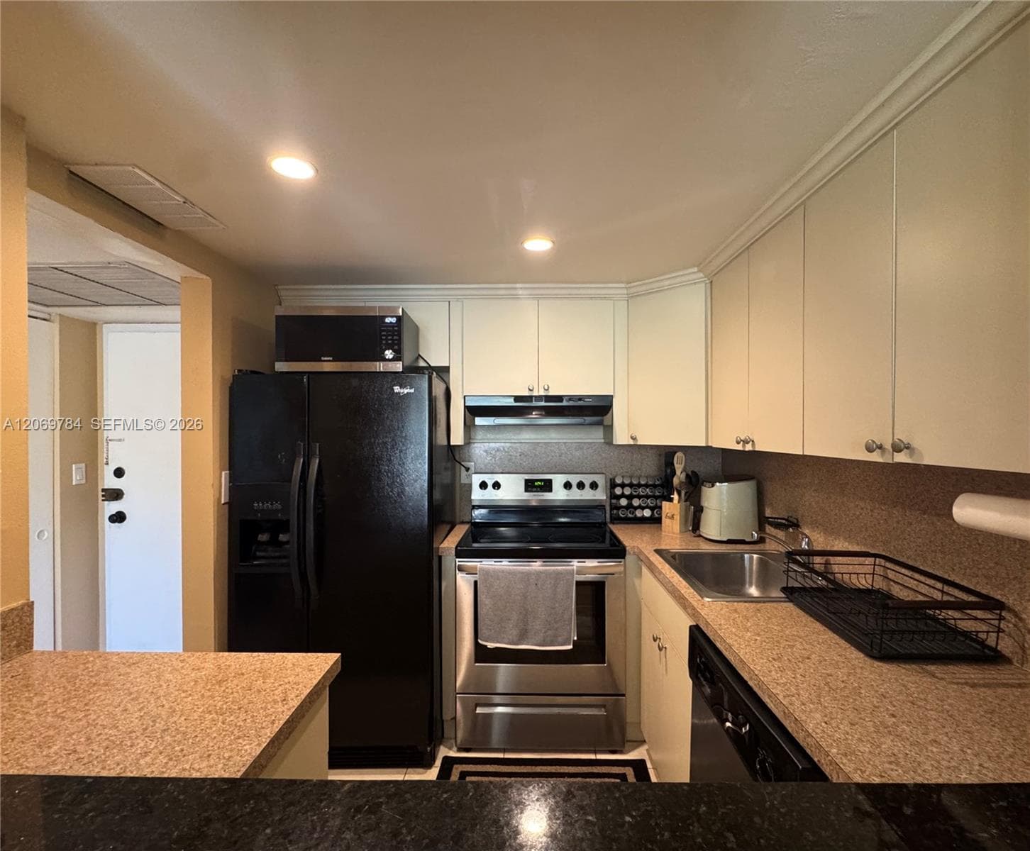 210 172nd St # 334, Sunny Isles Beach, FL 33160 — zdjęcie 5