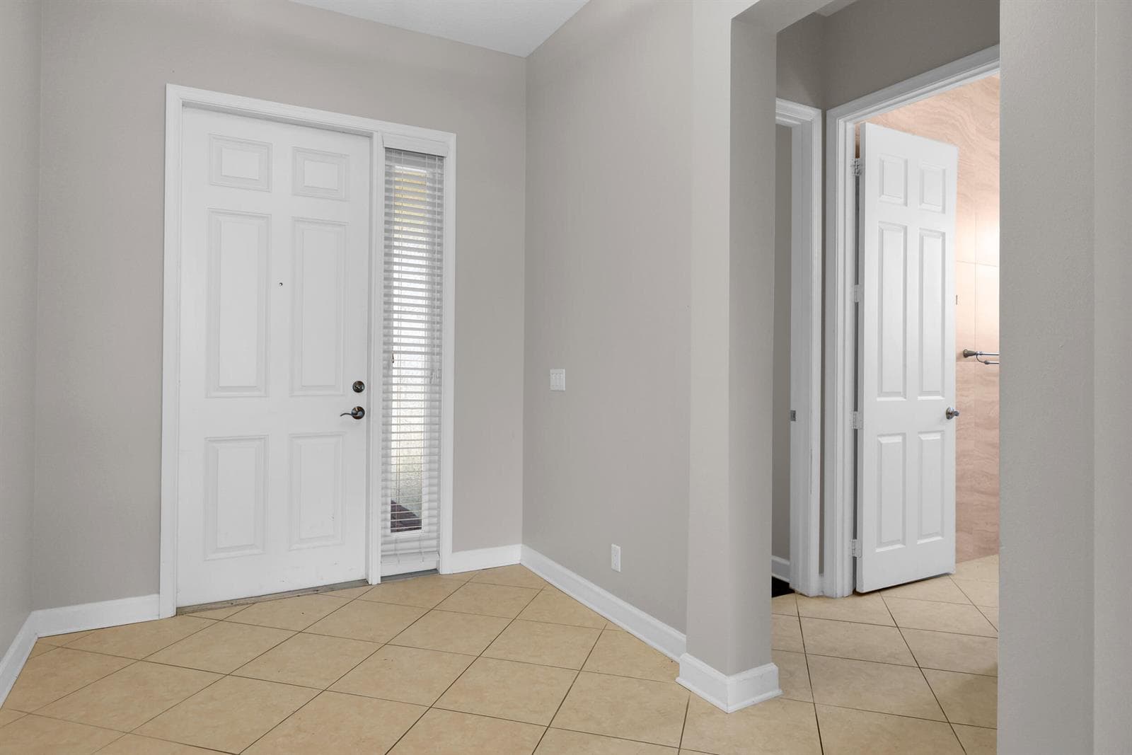 104 NW Willow Grove Avenue, Port St. Lucie, FL 34986 — zdjęcie 5