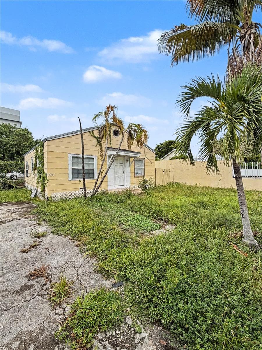 2728 NW 3rd St, Miami, FL 33125 — zdjęcie 4