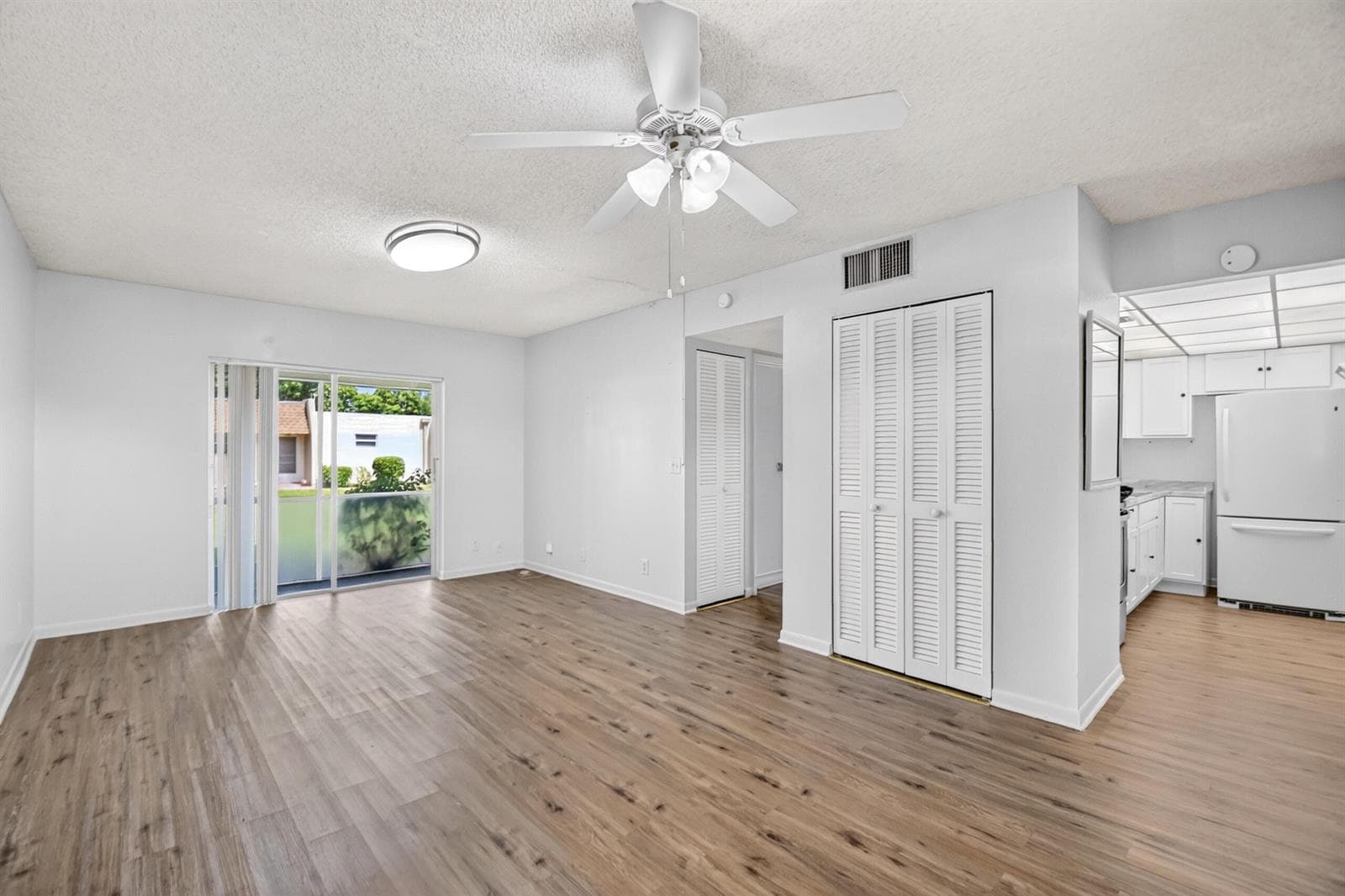 200 Bonnie Boulevard W # 131, Palm Springs, FL 33461 — zdjęcie 3