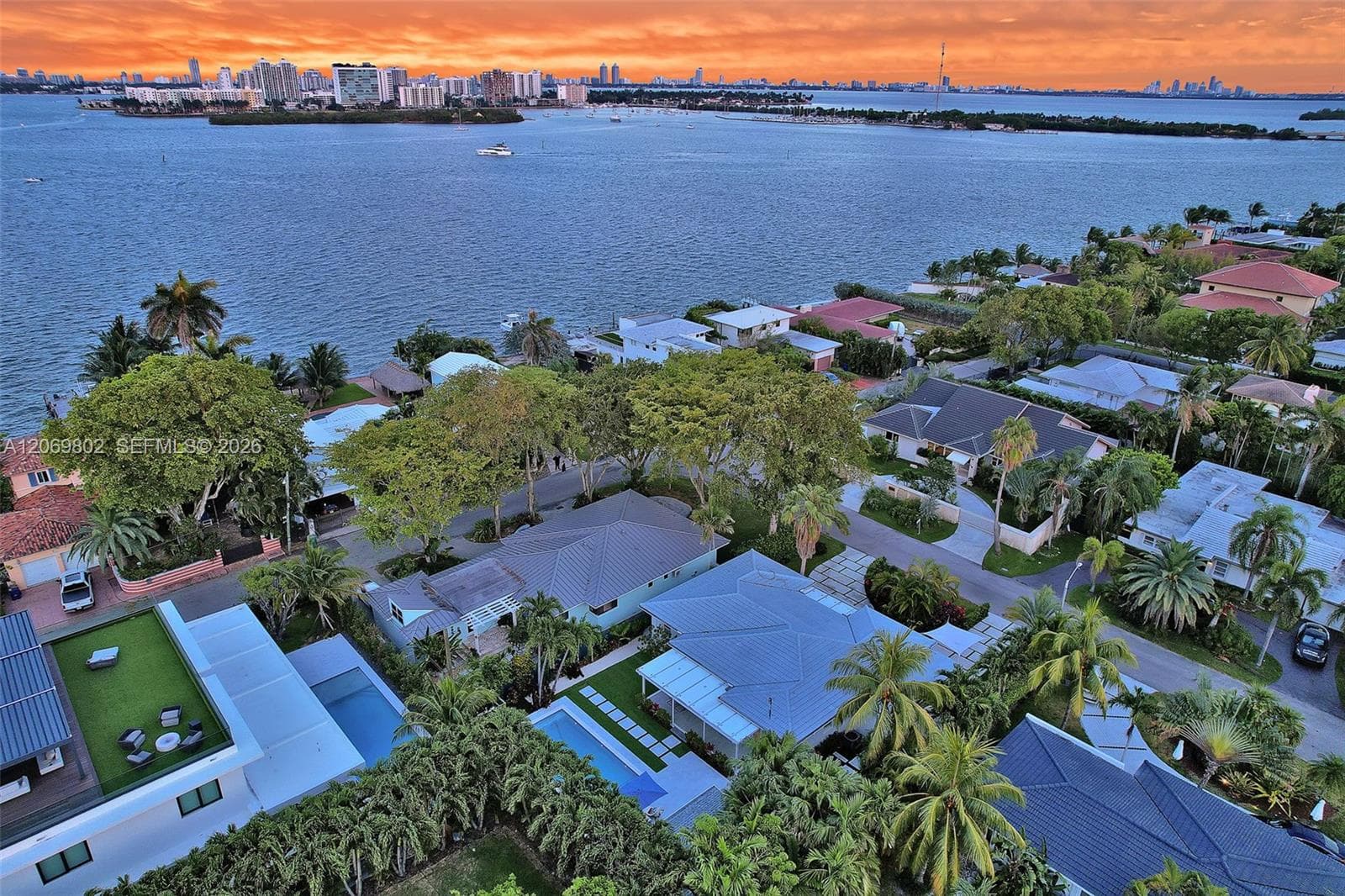 1235 NE 88th St, Miami, FL 33138