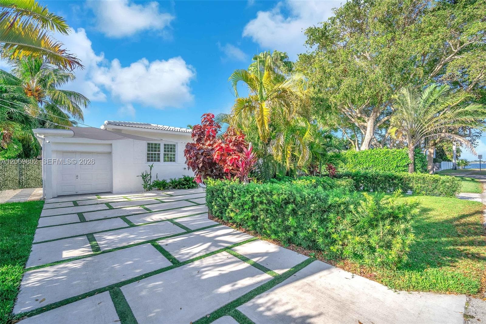 1235 NE 88th St, Miami, FL 33138 — zdjęcie 4