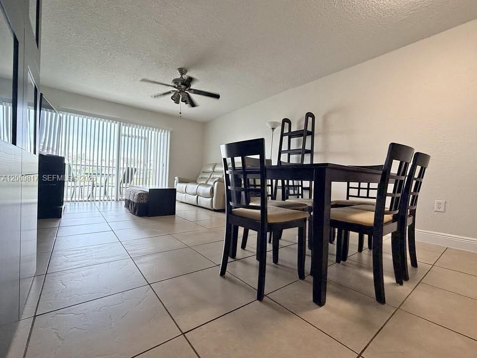 721 SW 113th Way # 721, Pembroke Pines, FL 33025 — zdjęcie 2
