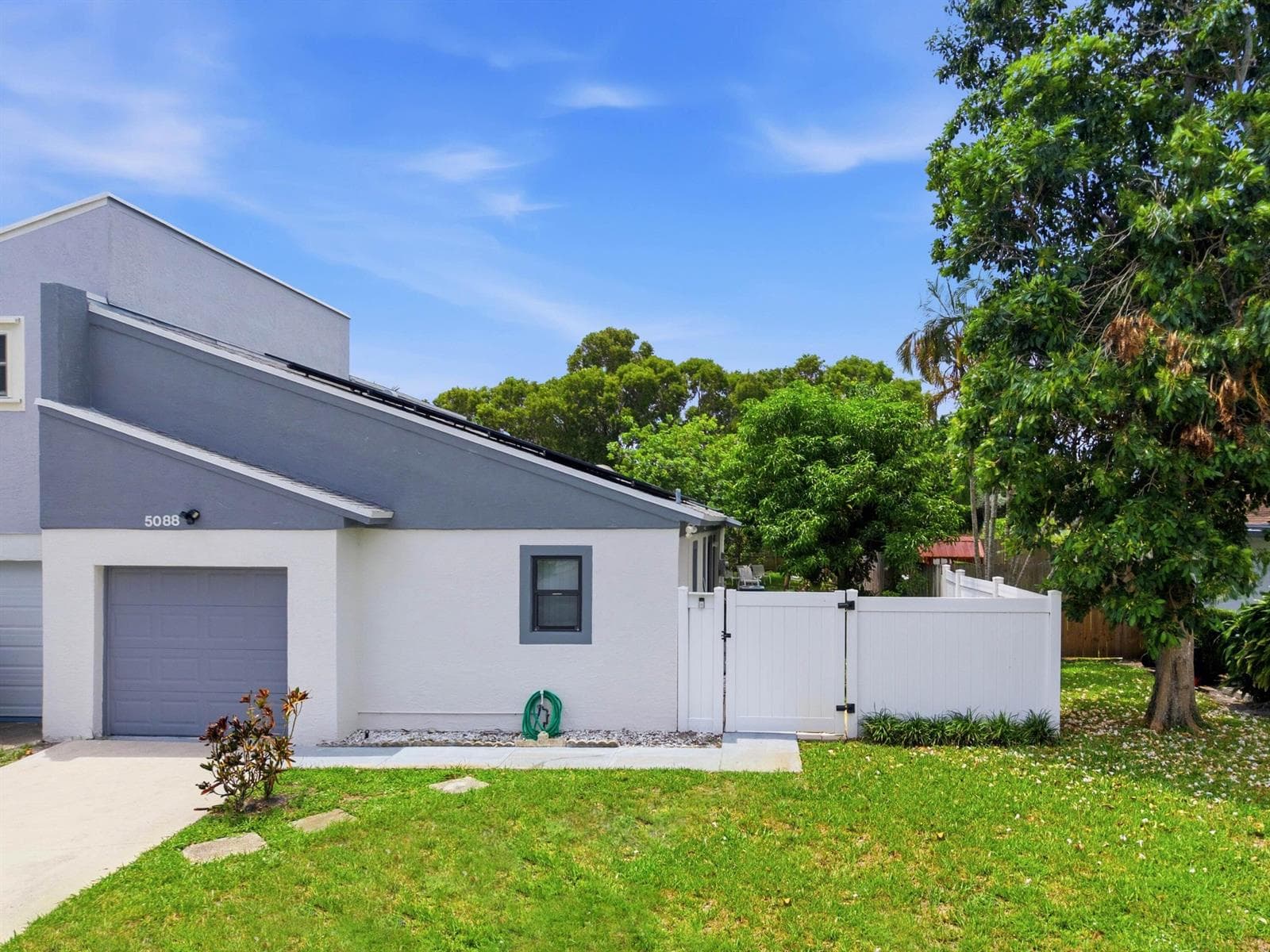 5088 NW 5TH Street, Delray Beach, FL 33445 — zdjęcie 3