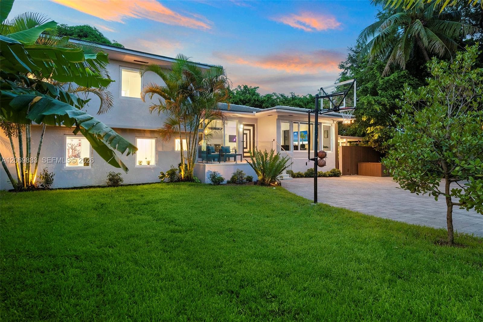1019 NE 87th St, Miami, FL 33138 — zdjęcie 3