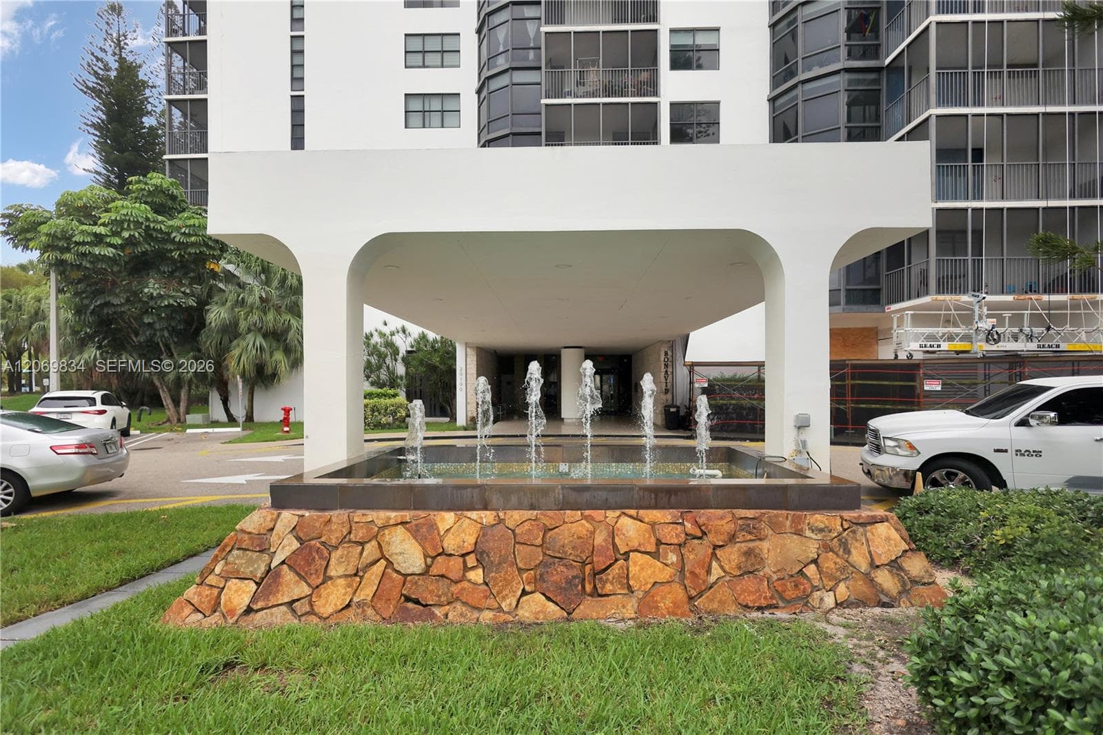 20100 W Country Club Dr # 204, Aventura, FL 33180 — zdjęcie 3