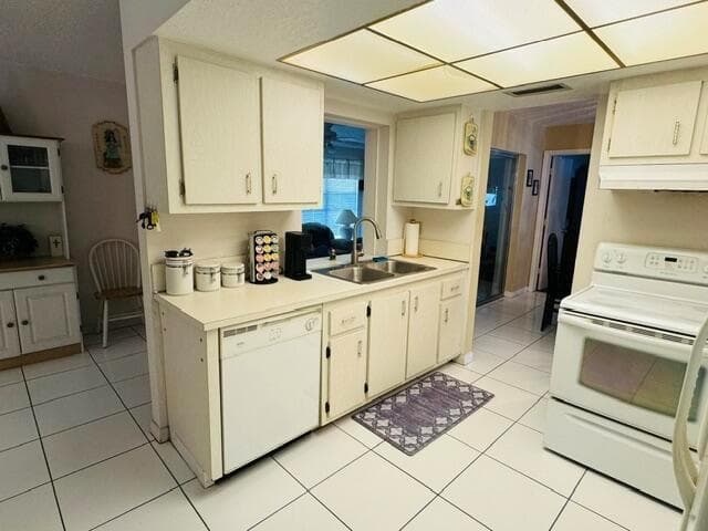 4890 NW 14th Terrace, Deerfield Beach, FL 33064 — zdjęcie 3