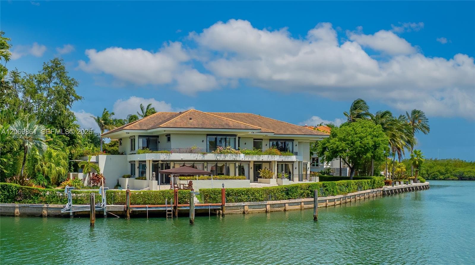 241 Cape Florida Dr, Key Biscayne, FL 33149 — zdjęcie 2