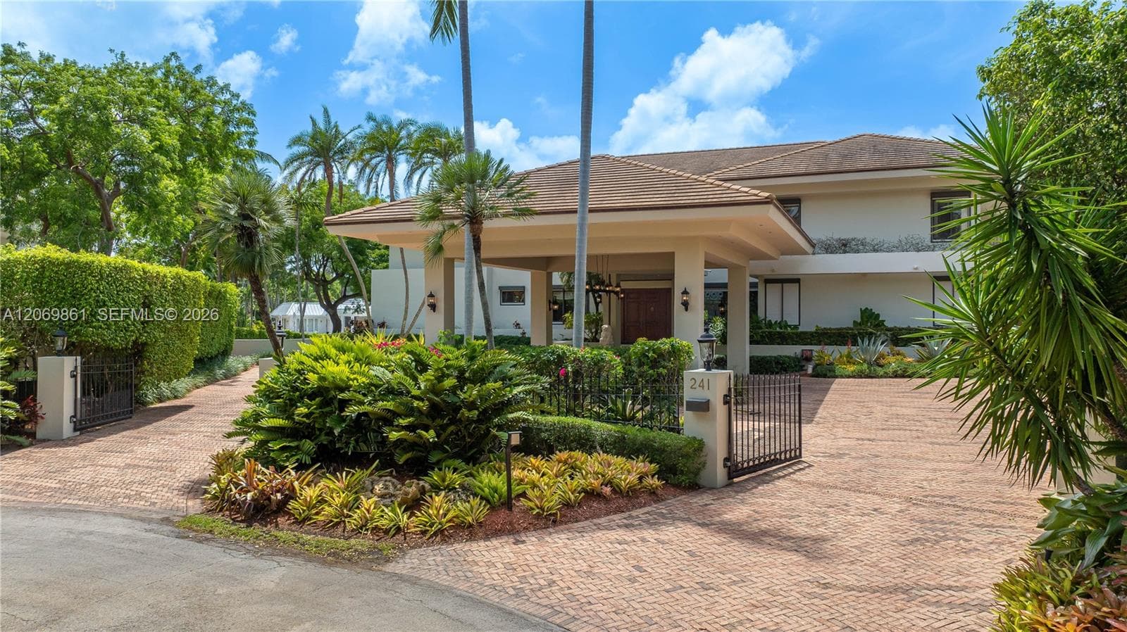 241 Cape Florida Dr, Key Biscayne, FL 33149 — zdjęcie 5