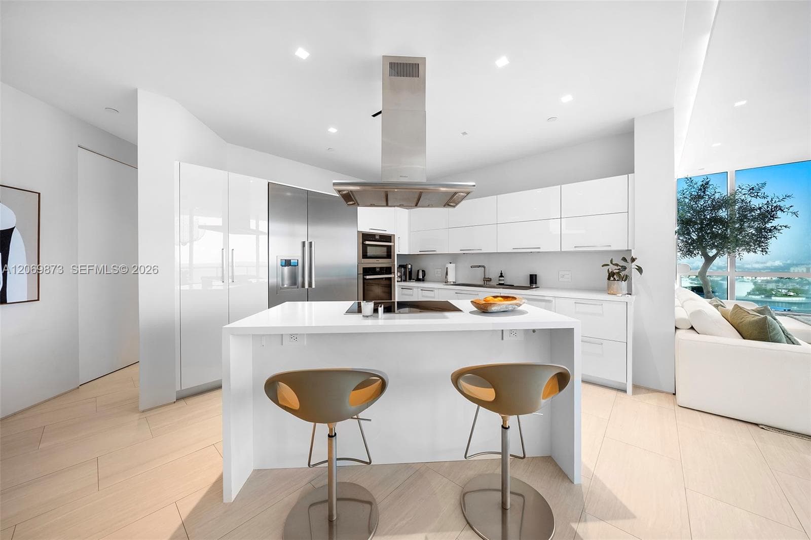 100 S Pointe Dr # 1409, Miami Beach, FL 33139 — zdjęcie 3