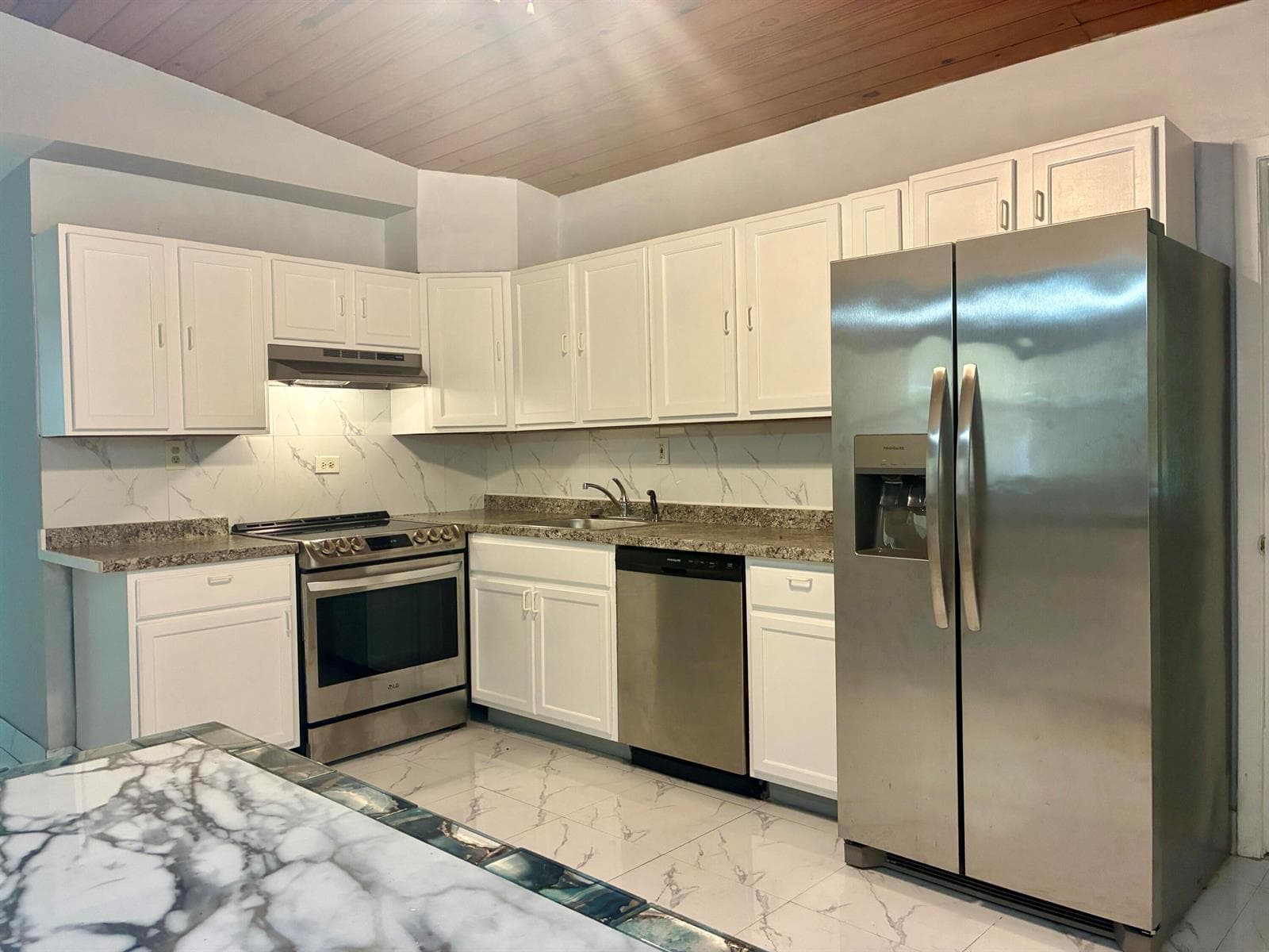 3630 SW 46TH Avenue, West Park, FL 33023 — zdjęcie 4