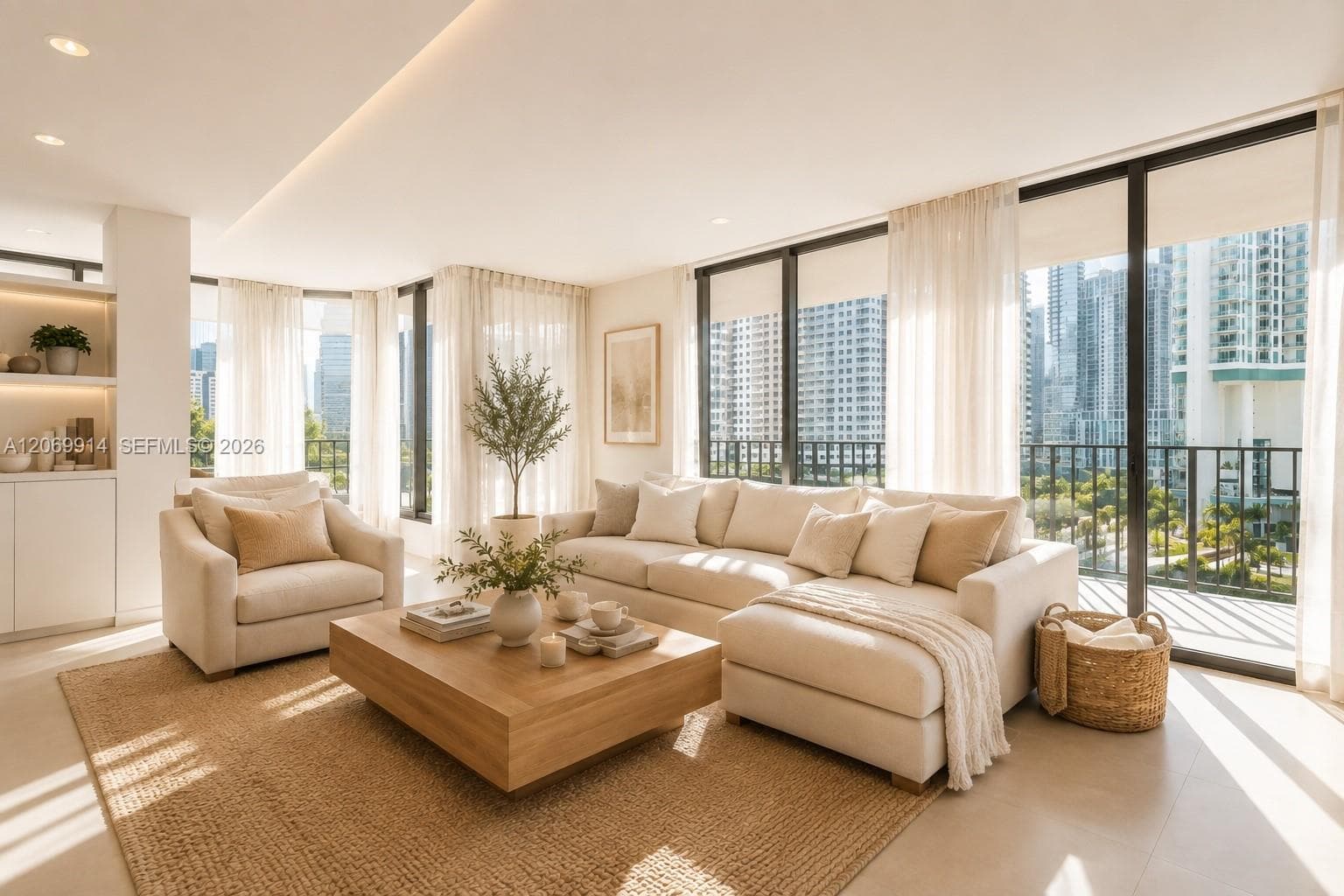 520 Brickell Key Dr # A1421, Miami, FL 33131