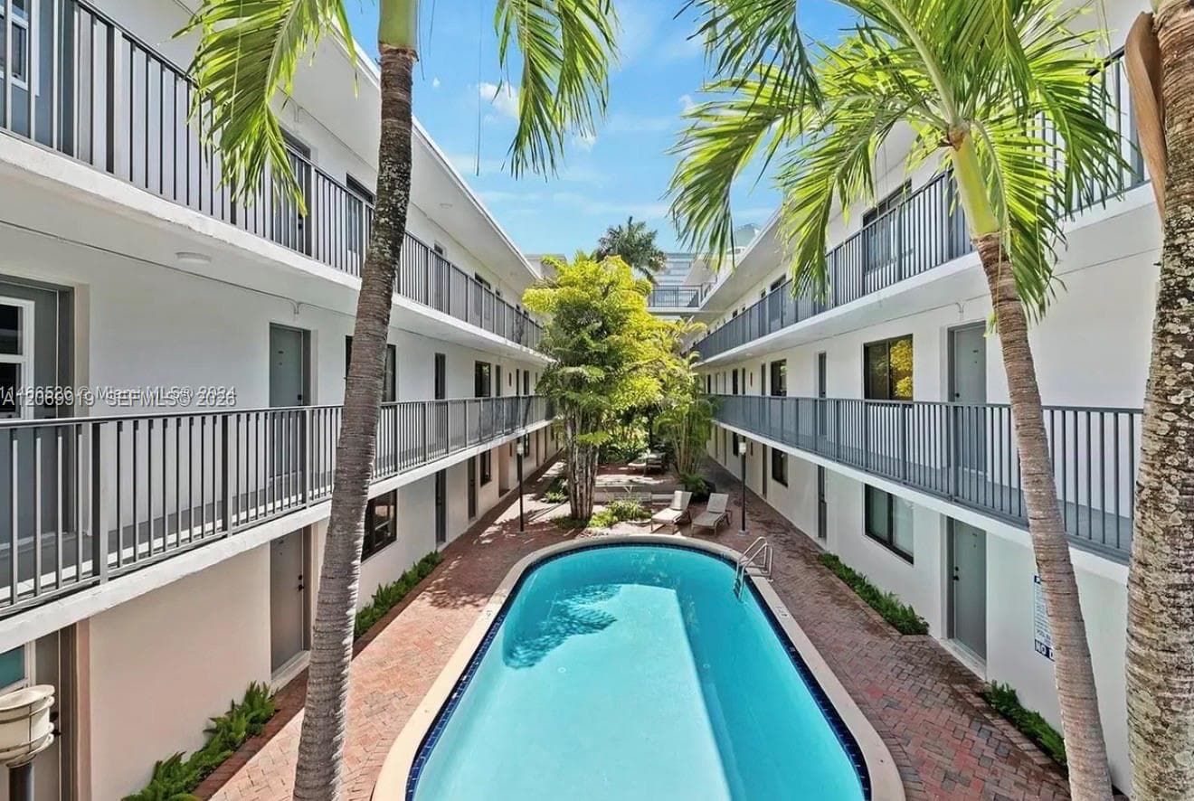 3240 Mary St # S202, Coconut Grove, FL 33133 — zdjęcie 2