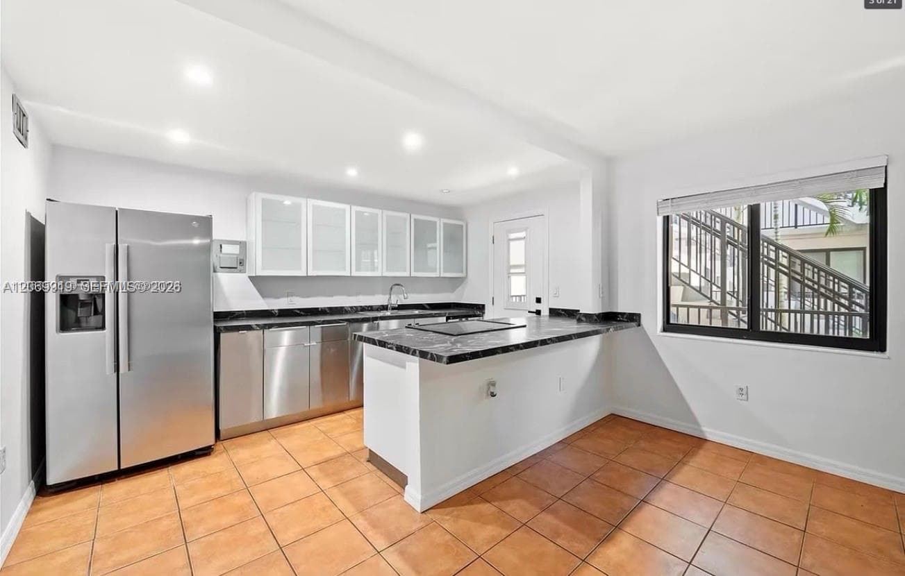 3240 Mary St # S202, Coconut Grove, FL 33133 — zdjęcie 3