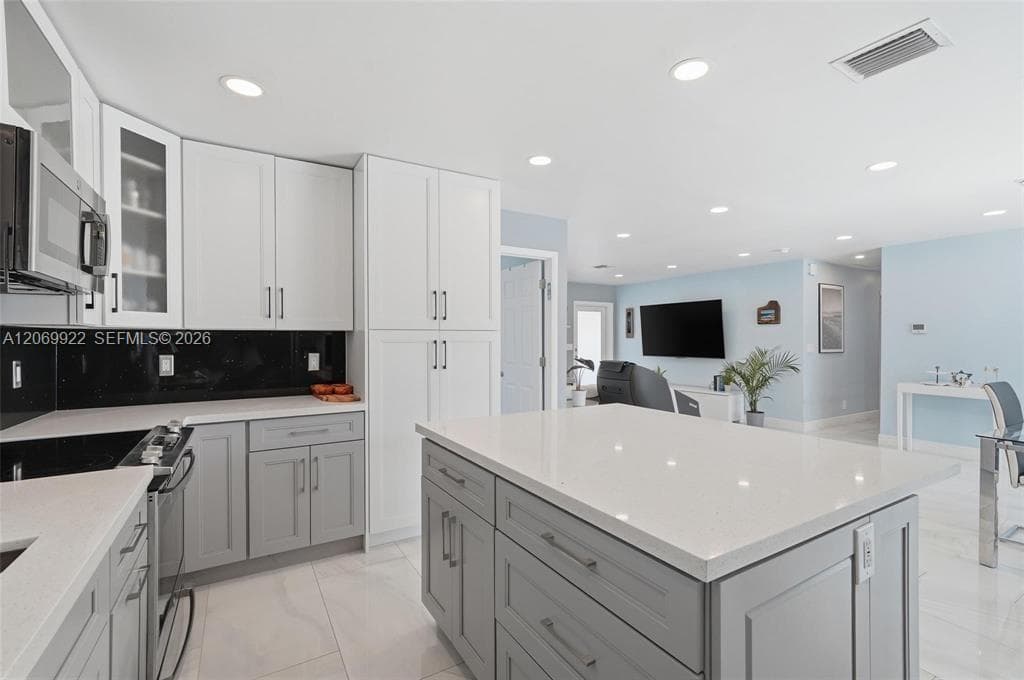 1580 NE 34th St, Oakland Park, FL 33334 — zdjęcie 5