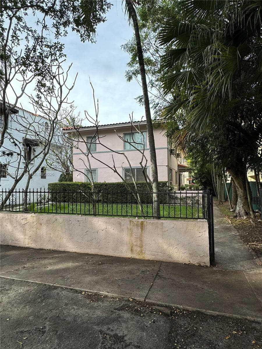 433 Santander Ave # 1, Coral Gables, FL 33134 — zdjęcie 5