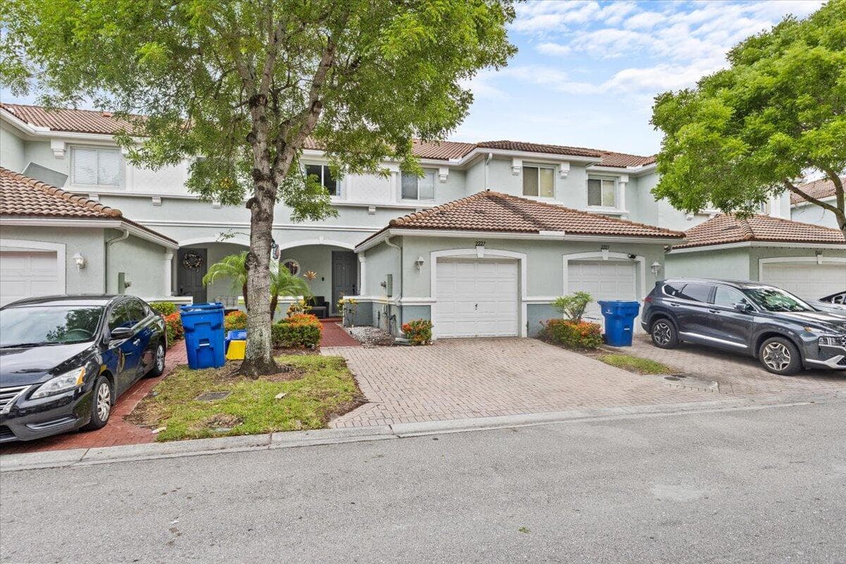 2227 OAKMONT Drive, Riviera Beach, FL 33404 — zdjęcie 4