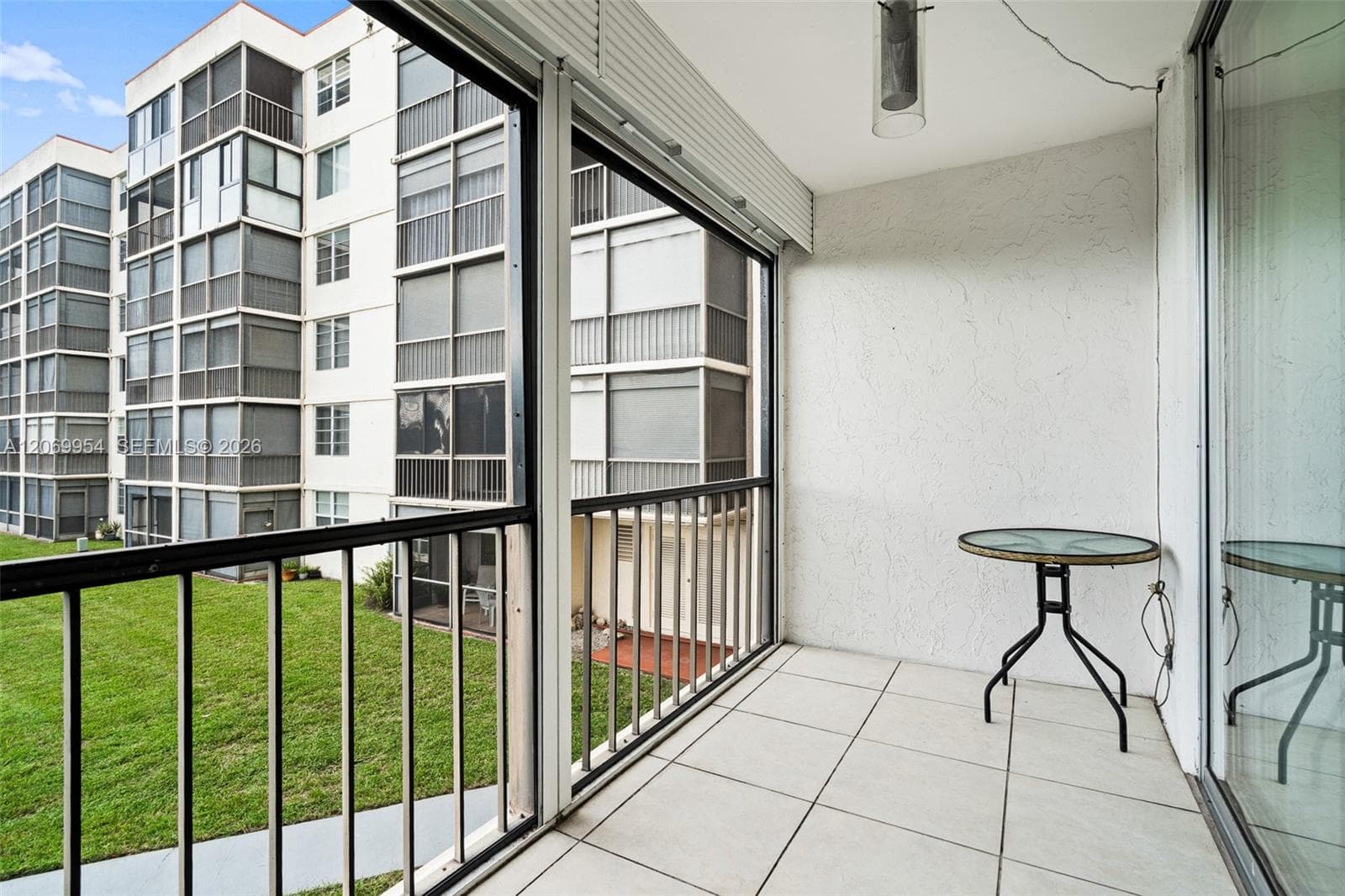 8900 Washington Blvd # 205, Pembroke Pines, FL 33025 — zdjęcie 3