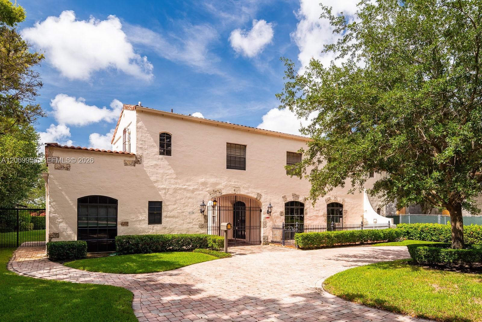 4128 Pinta Ct, Coral Gables, FL 33146