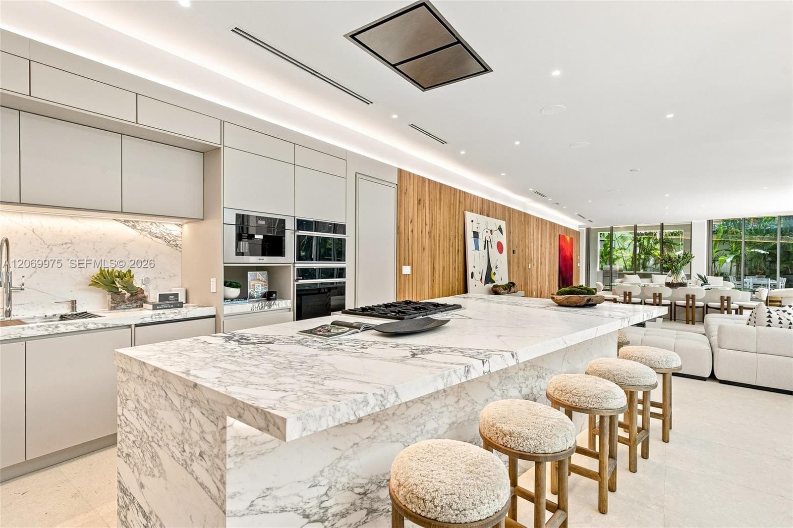1616 Onaway Dr, Miami, FL 33133 — zdjęcie 2