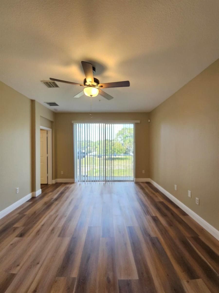 1979 MARSH HARBOR Drive, Riviera Beach, FL 33404 — zdjęcie 2
