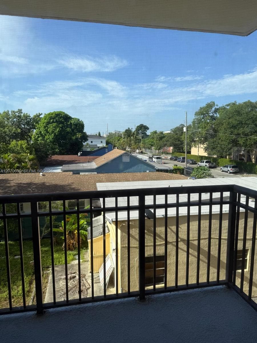 2647 NW 25th Ave # 210, Miami, FL 33142 — zdjęcie 5