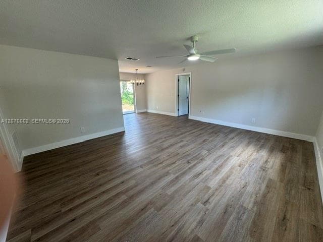 5701 Myrtle Dr, Fort Pierce, FL 34982 — zdjęcie 4