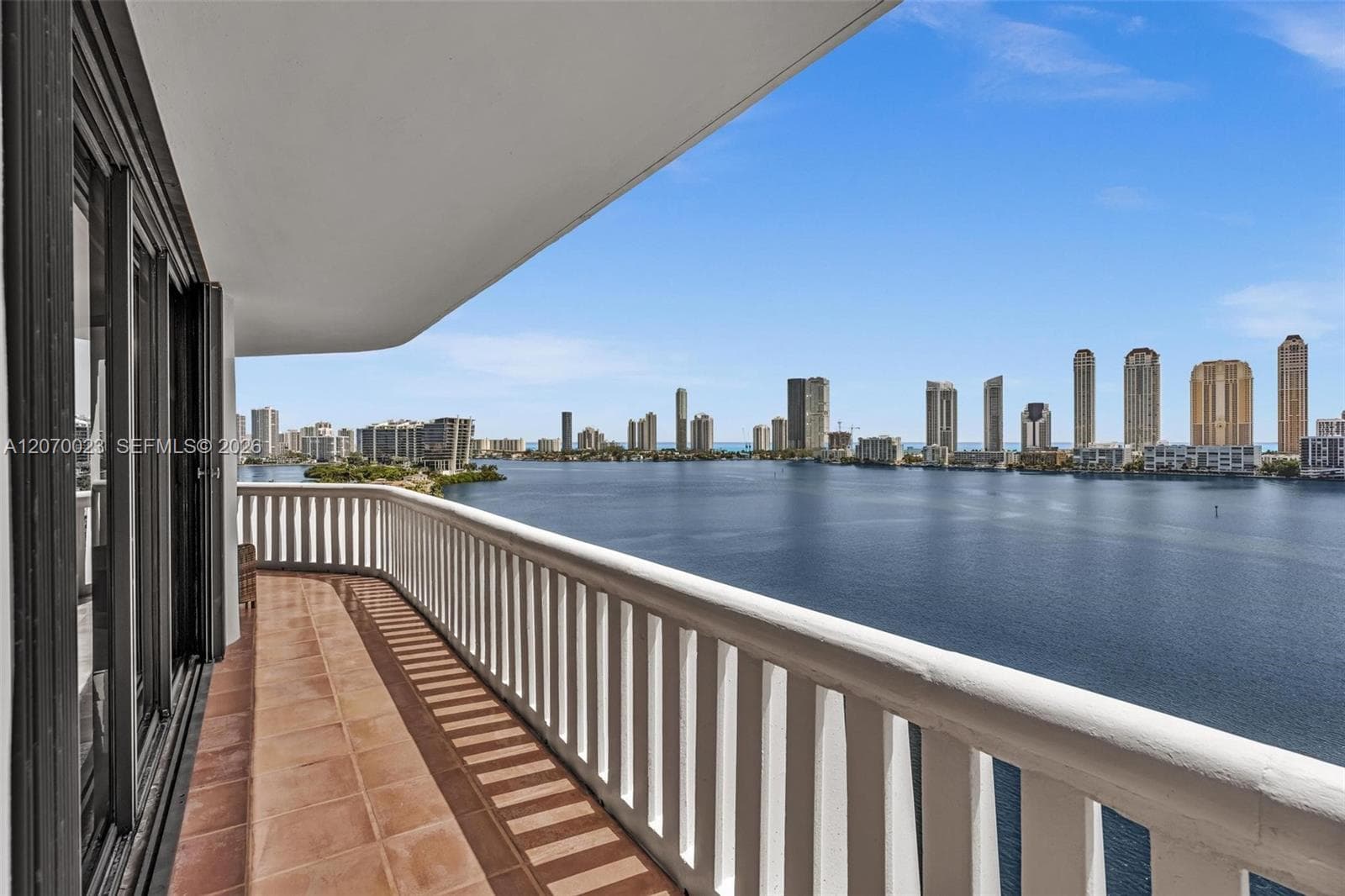 3000 Island Blvd # 1106, Aventura, FL 33160 — zdjęcie 3