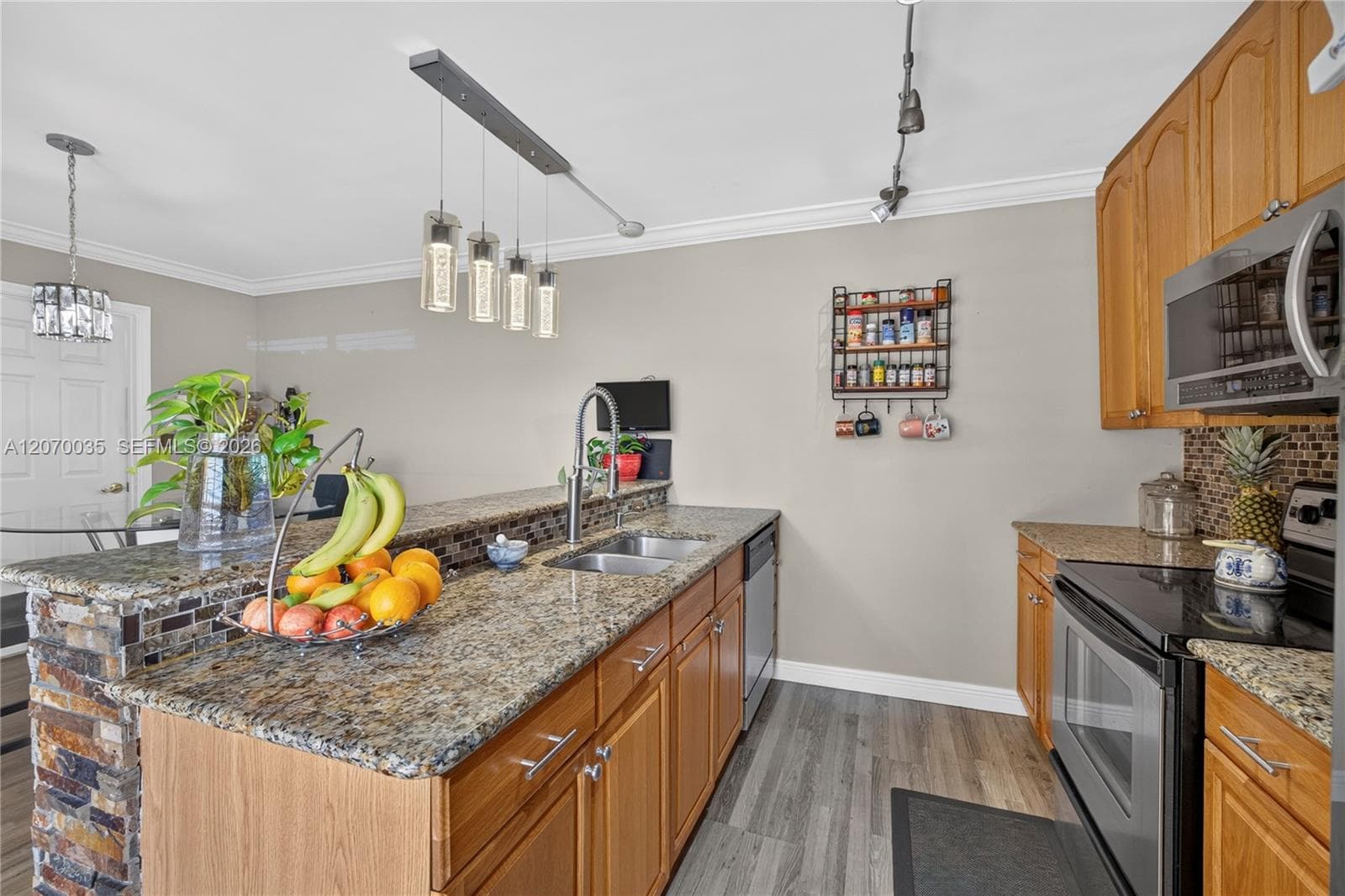 953 Springdale Cir, Palm Springs, FL 33461 — zdjęcie 5
