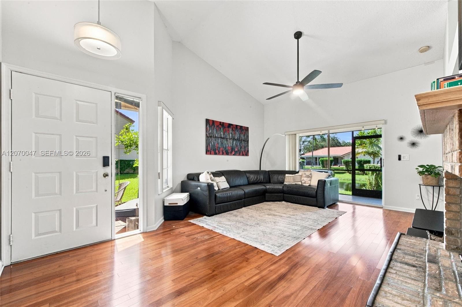 10852 Cypress Glen Dr, Coral Springs, FL 33071 — zdjęcie 5