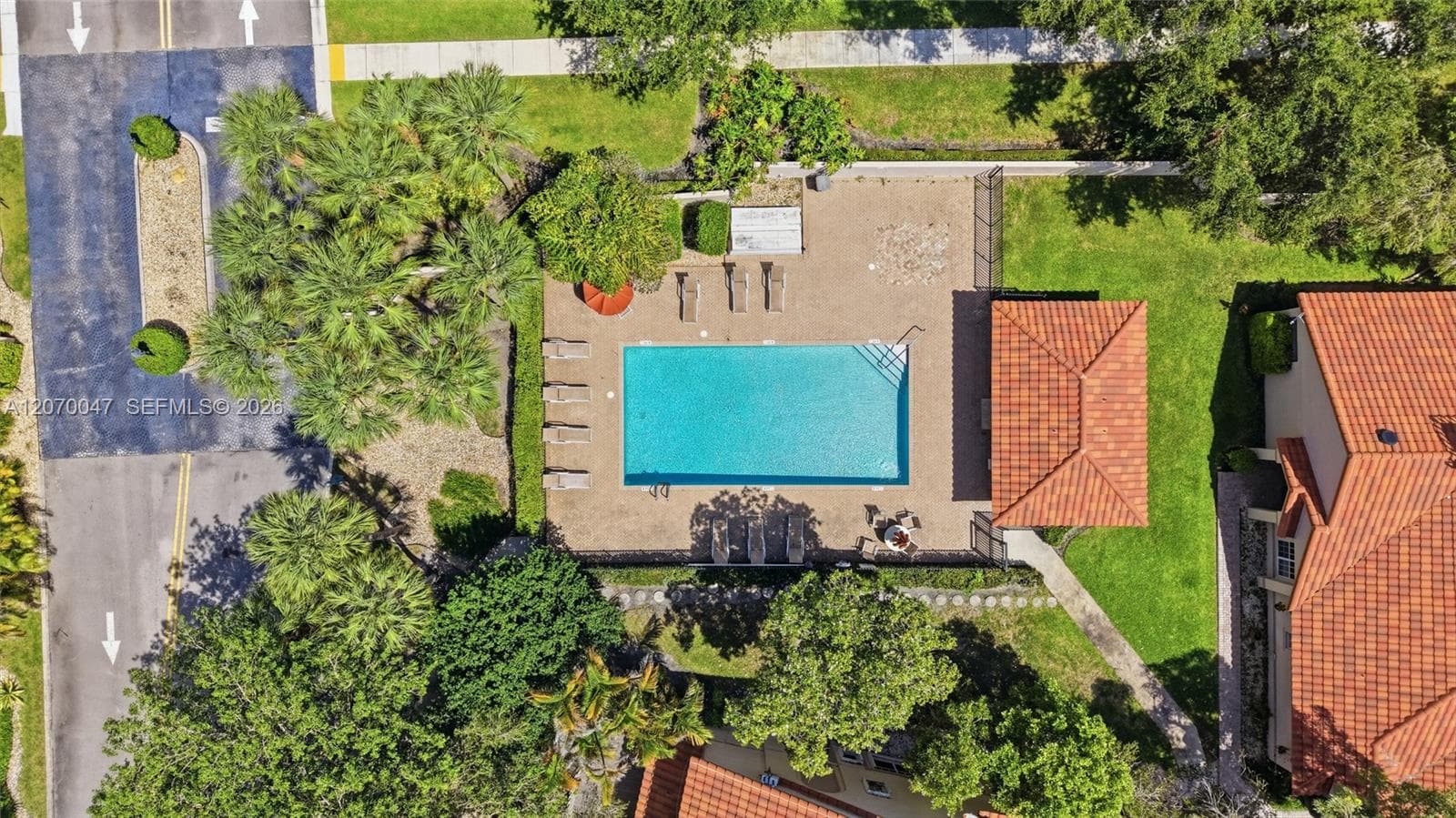 10852 Cypress Glen Dr, Coral Springs, FL 33071 — zdjęcie 4