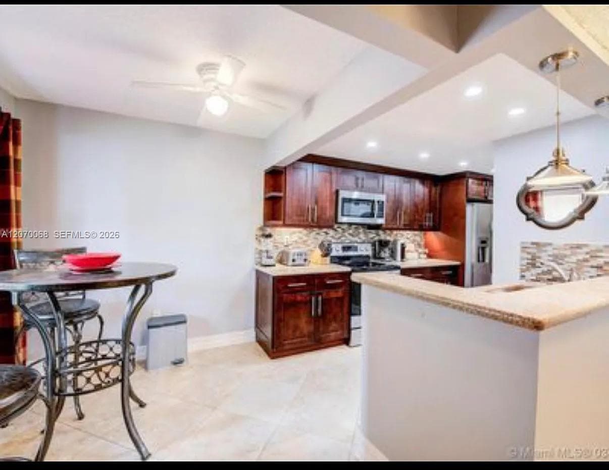 7401 NW 16th St # 108, Plantation, FL 33313 — zdjęcie 2