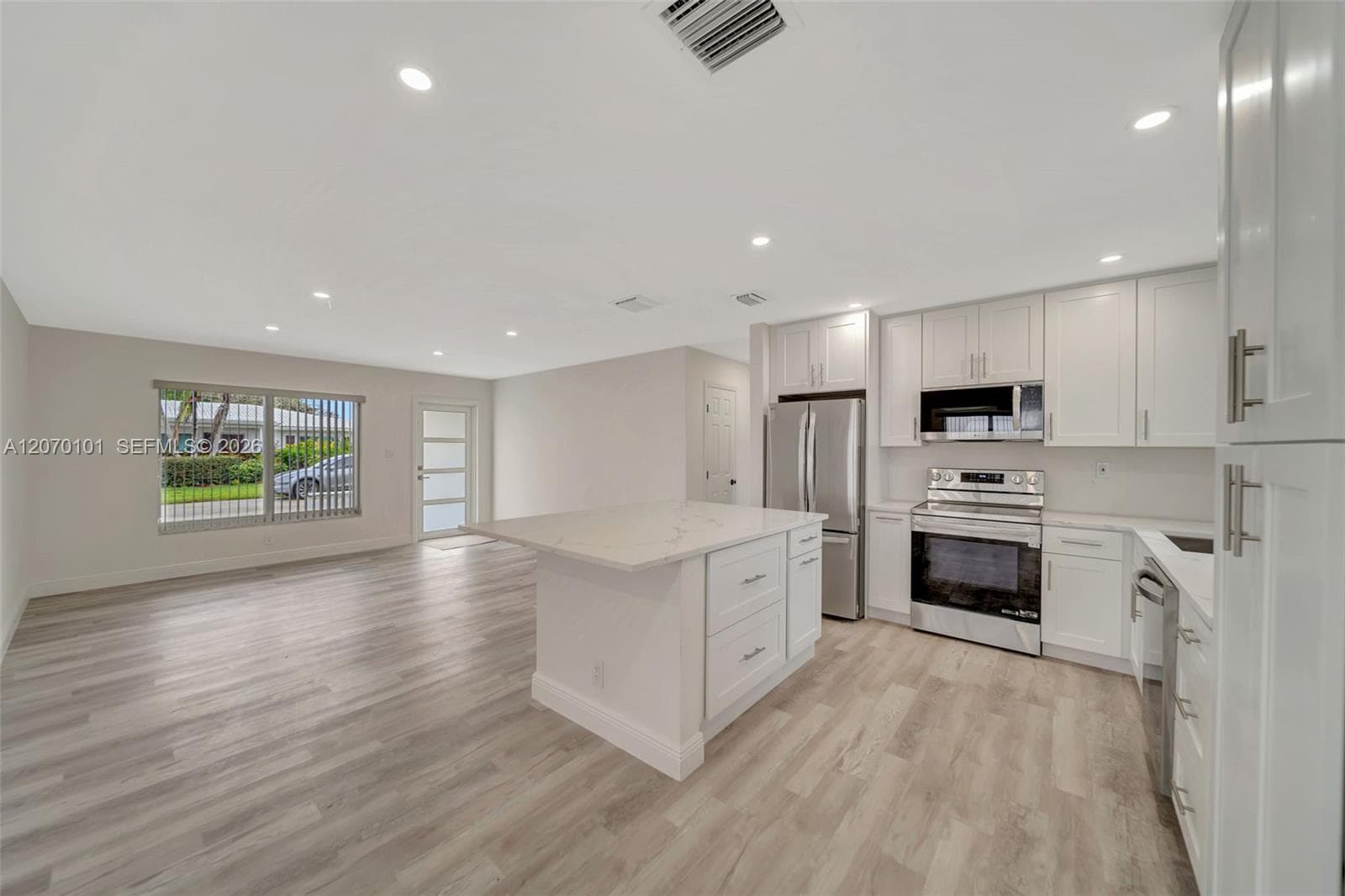 8502 NW 59th St, Tamarac, FL 33321 — zdjęcie 5