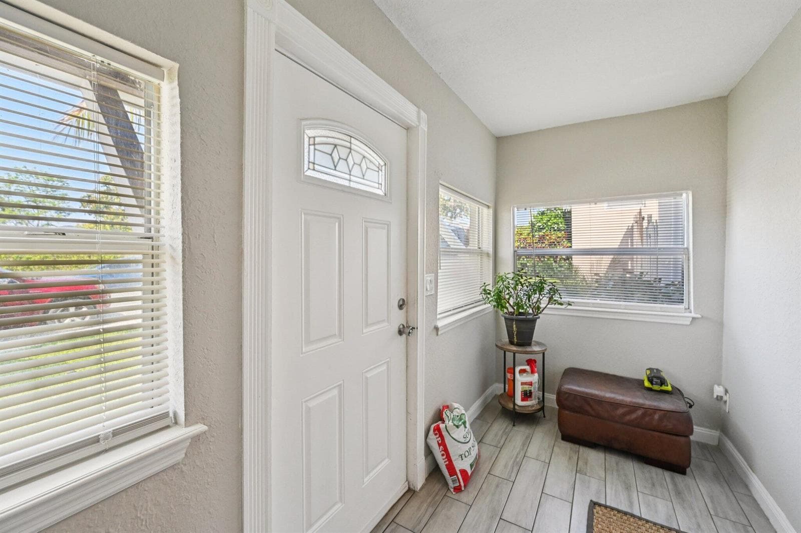 924 MCINTOSH Street, West Palm Beach, FL 33405 — zdjęcie 5
