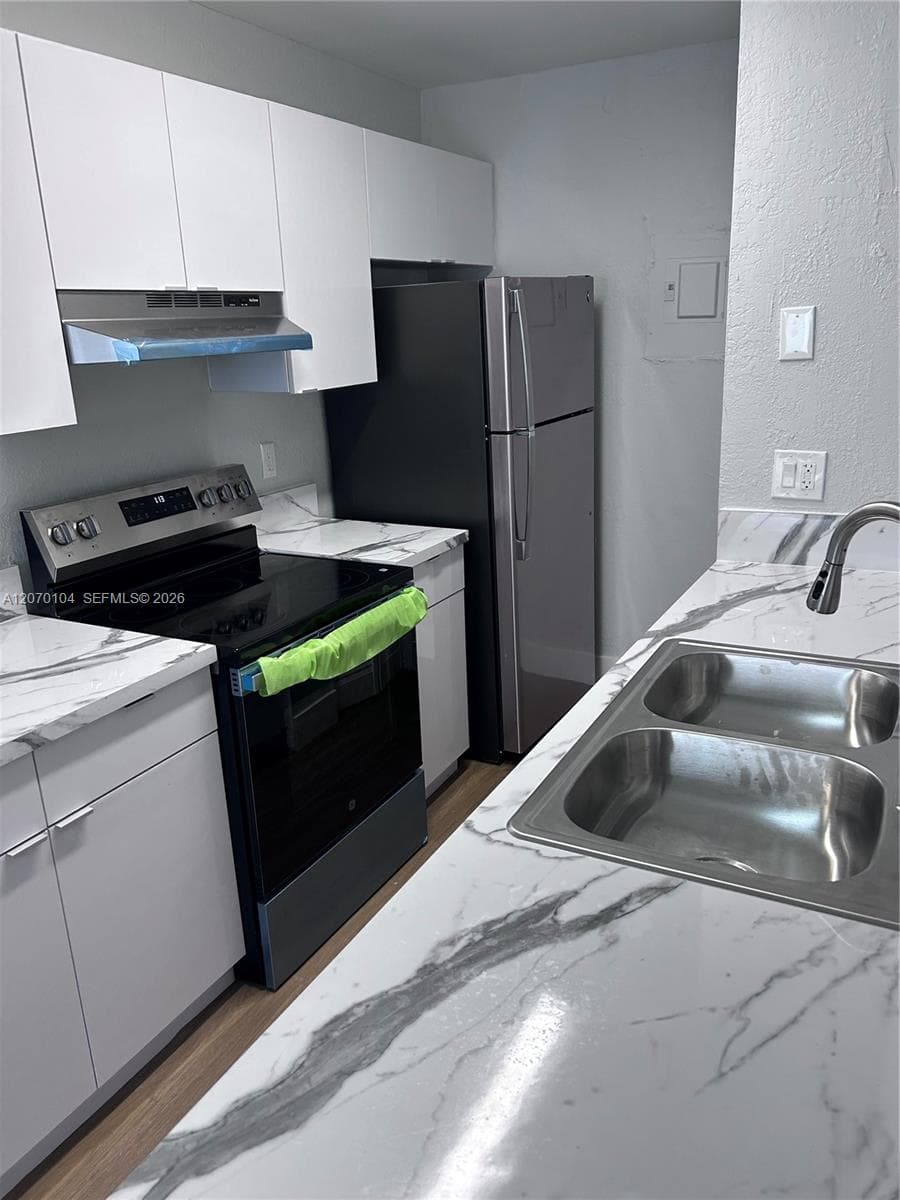 2181 Catherine Dr # 2, Delray Beach, FL 33445 — zdjęcie 2