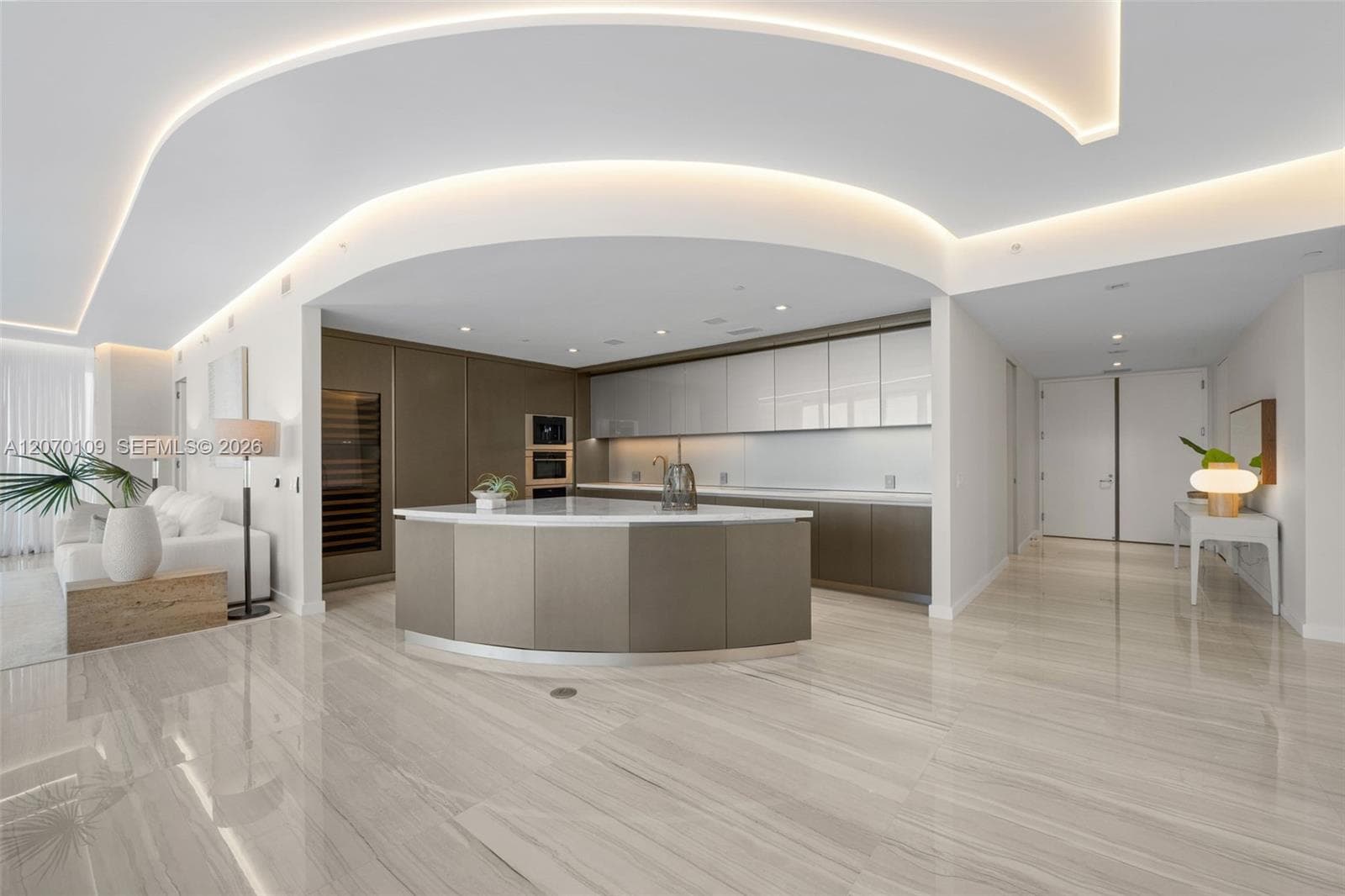 18975 Collins Ave # 600, Sunny Isles Beach, FL 33160 — zdjęcie 3