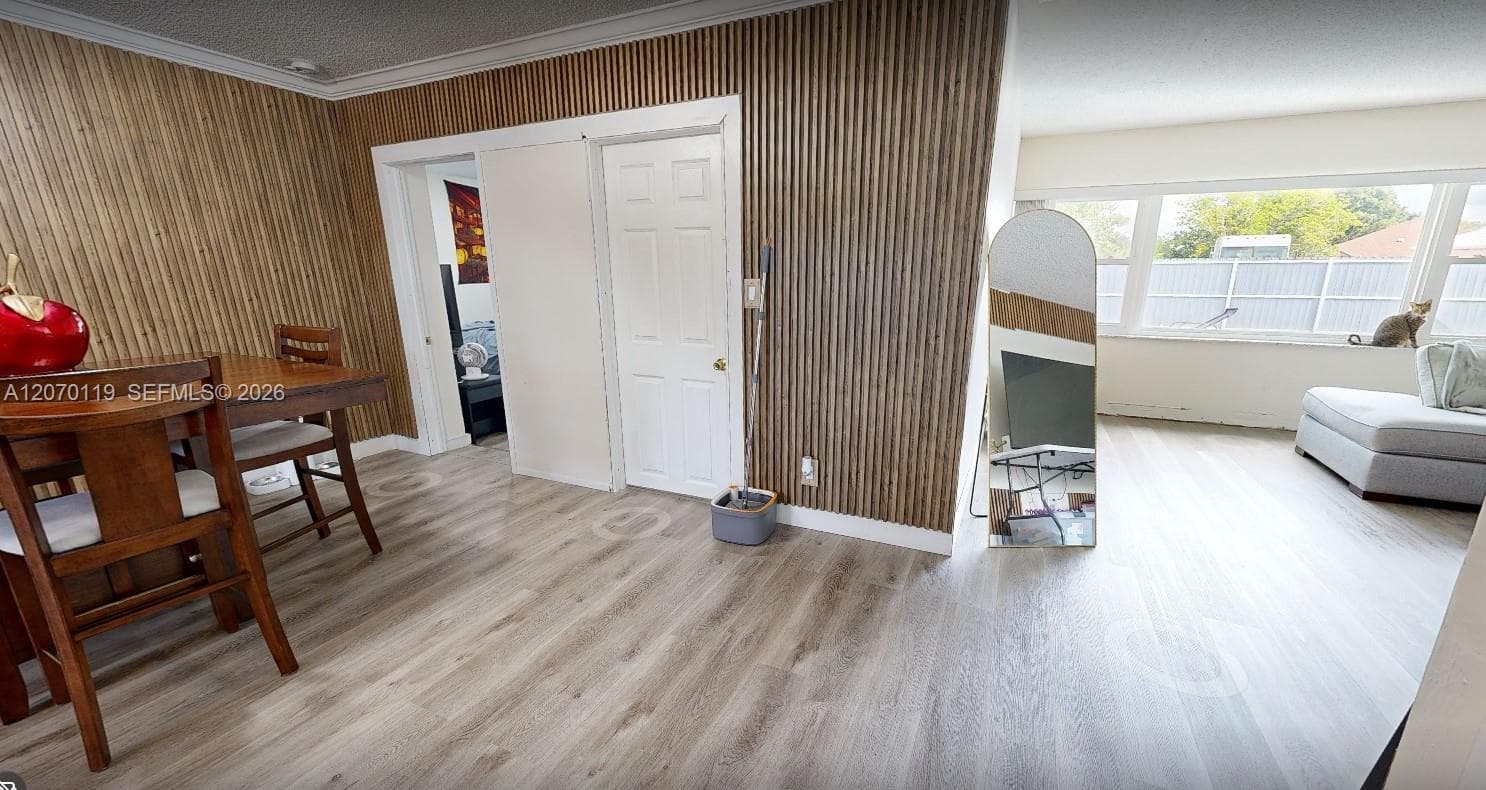 129 E Lake Dr, Lehigh Acres, FL 33936 — zdjęcie 3