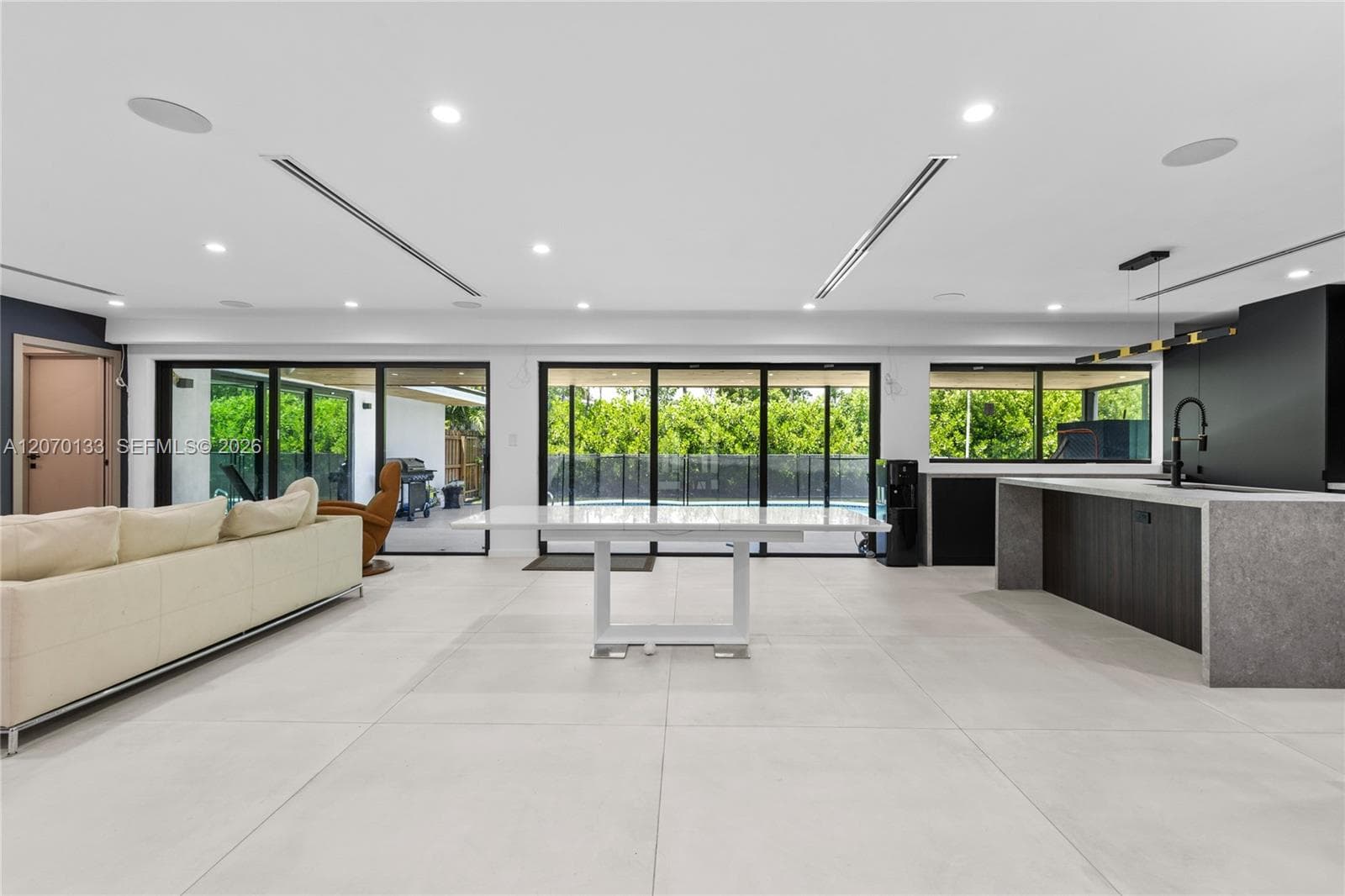 200 N 52nd Ave, Hollywood, FL 33021 — zdjęcie 2