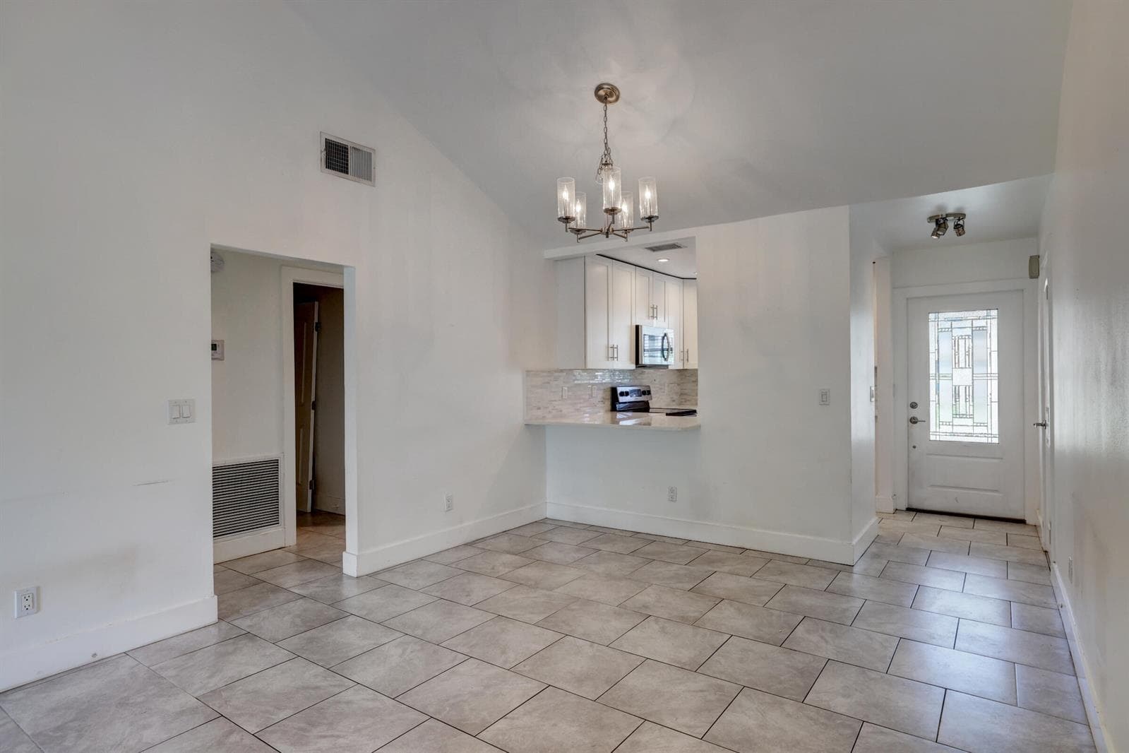 5770 SE WILSIE Drive, Stuart, FL 34997 — zdjęcie 4