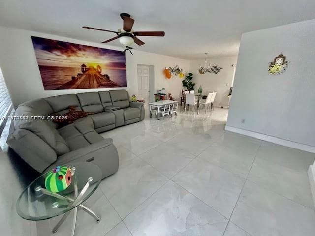 10891 N Snapper Creek Dr, Miami, FL 33173 — zdjęcie 3