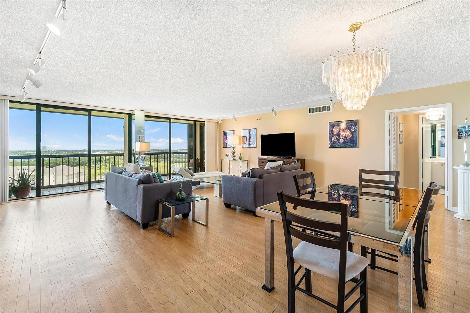 2450 PRESIDENTIAL Way # 1606, West Palm Beach, FL 33401 — zdjęcie 5