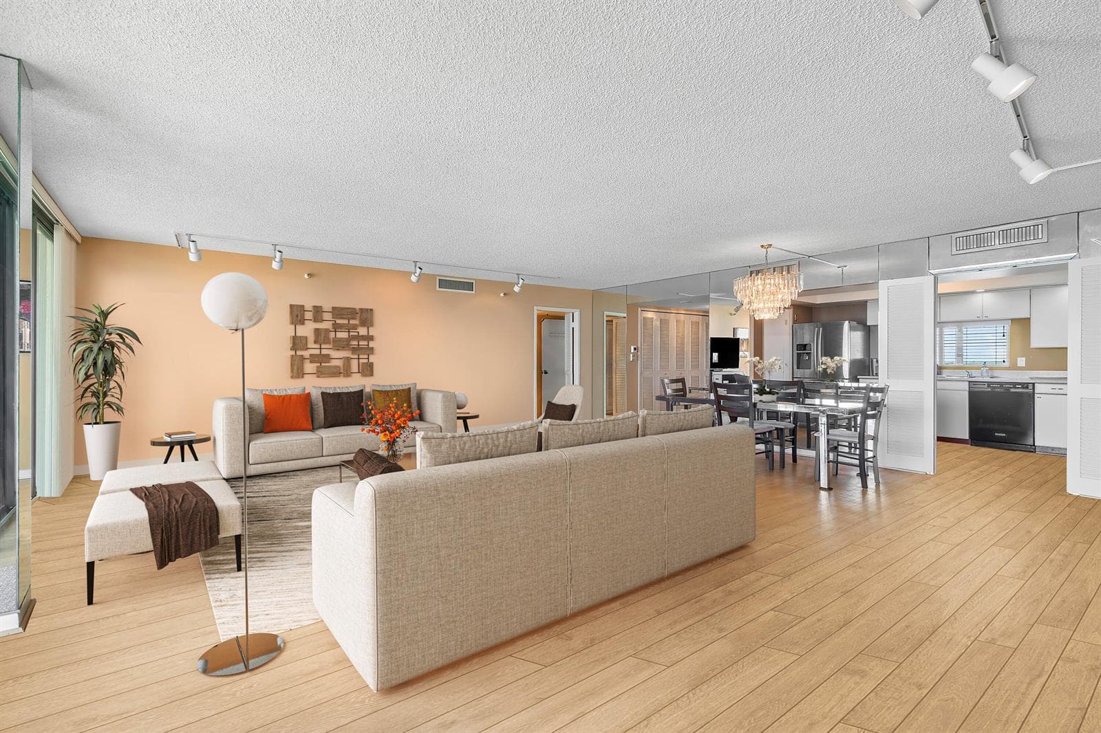 2450 PRESIDENTIAL Way # 1606, West Palm Beach, FL 33401 — zdjęcie 4