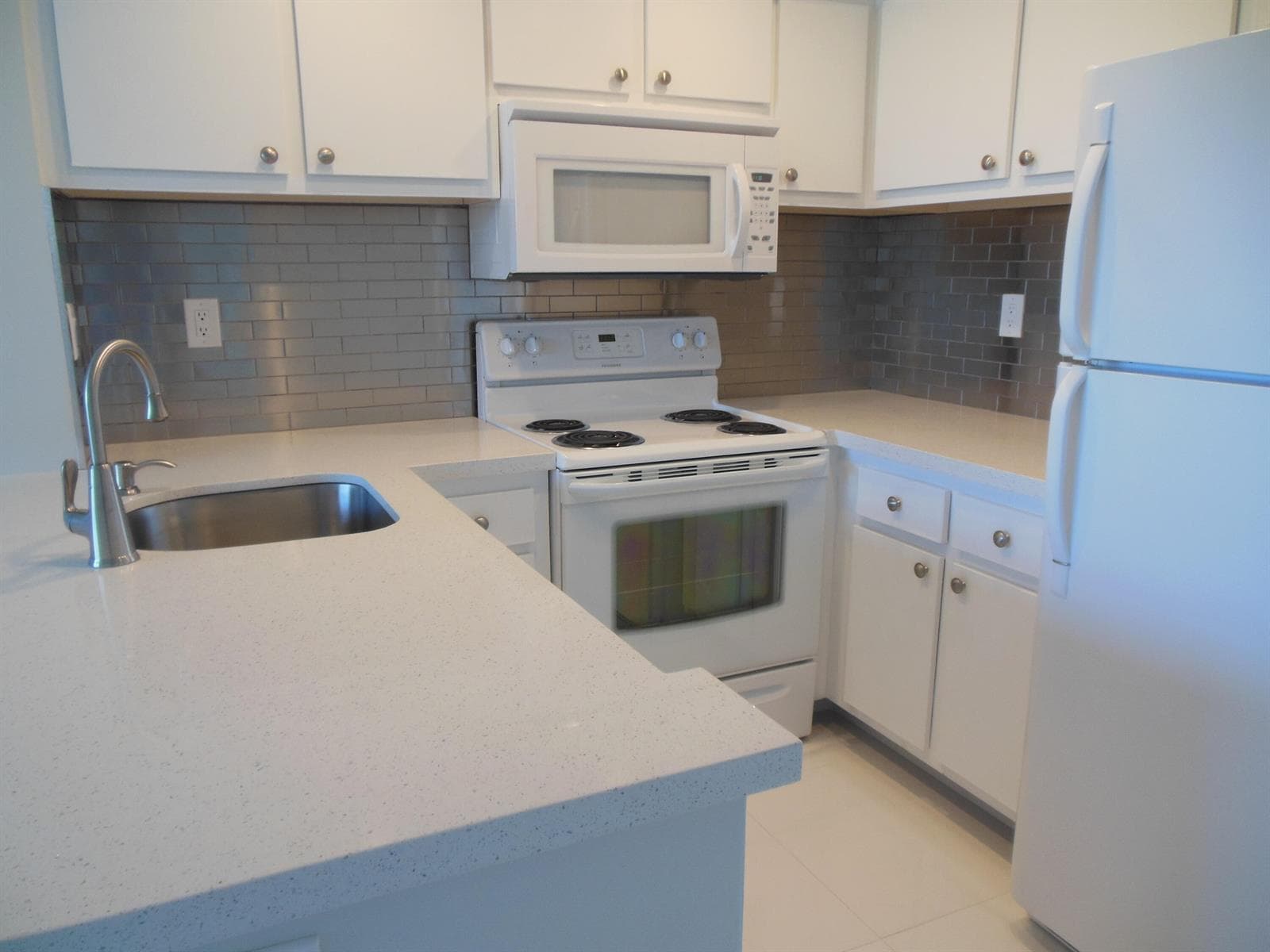 728 Executive Center Drive # 31, West Palm Beach, FL 33401 — zdjęcie 2