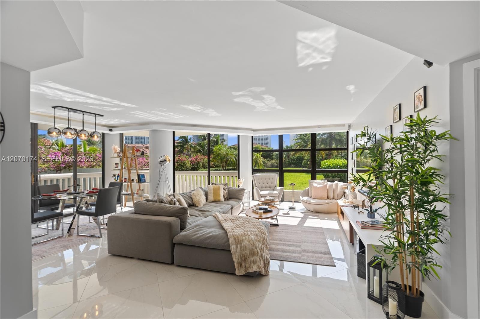 1000 W Island Blvd # 202, Aventura, FL 33160 — zdjęcie 5