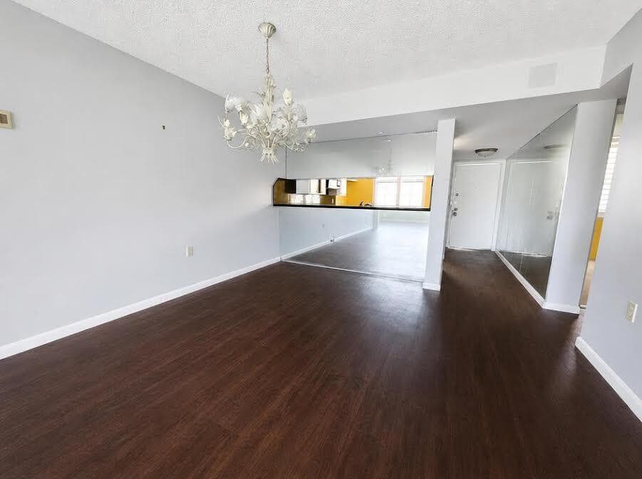 3540 WHITEHALL Drive # 105, West Palm Beach, FL 33401 — zdjęcie 3