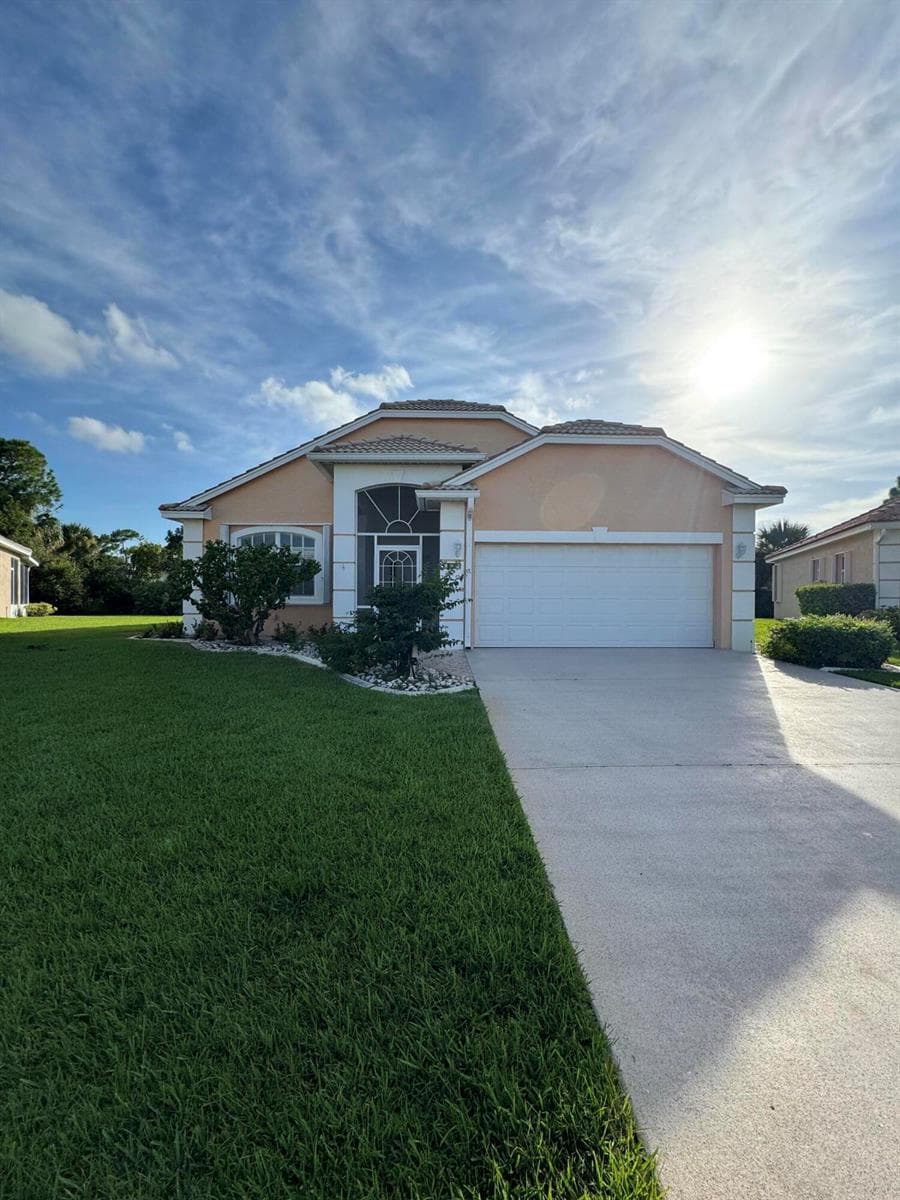 822 NW SORRENTO Lane, Port St. Lucie, FL 34986 — zdjęcie 3
