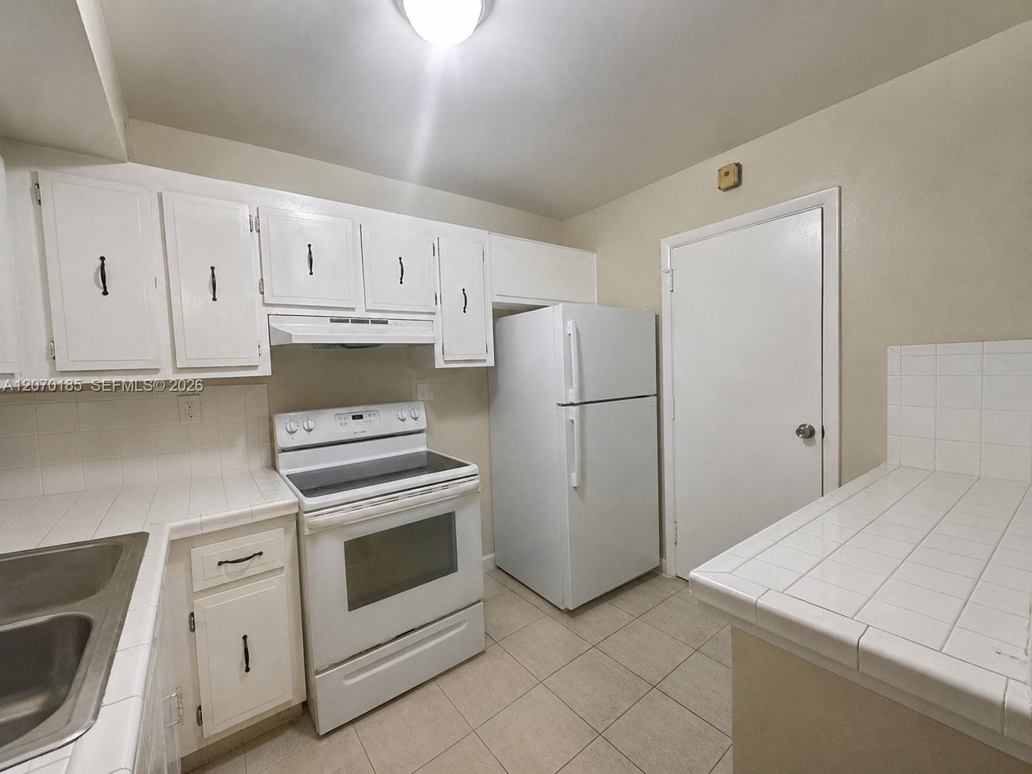 3700 NW 21st St # 206, Lauderdale Lakes, FL 33311 — zdjęcie 3