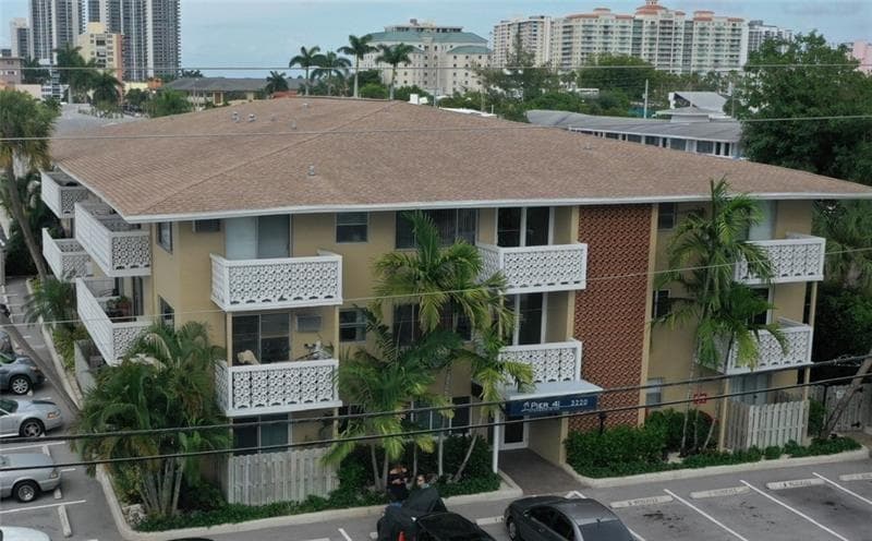 3220 Bayview Drive NE # 102, Fort Lauderdale, FL 33306 — zdjęcie 4