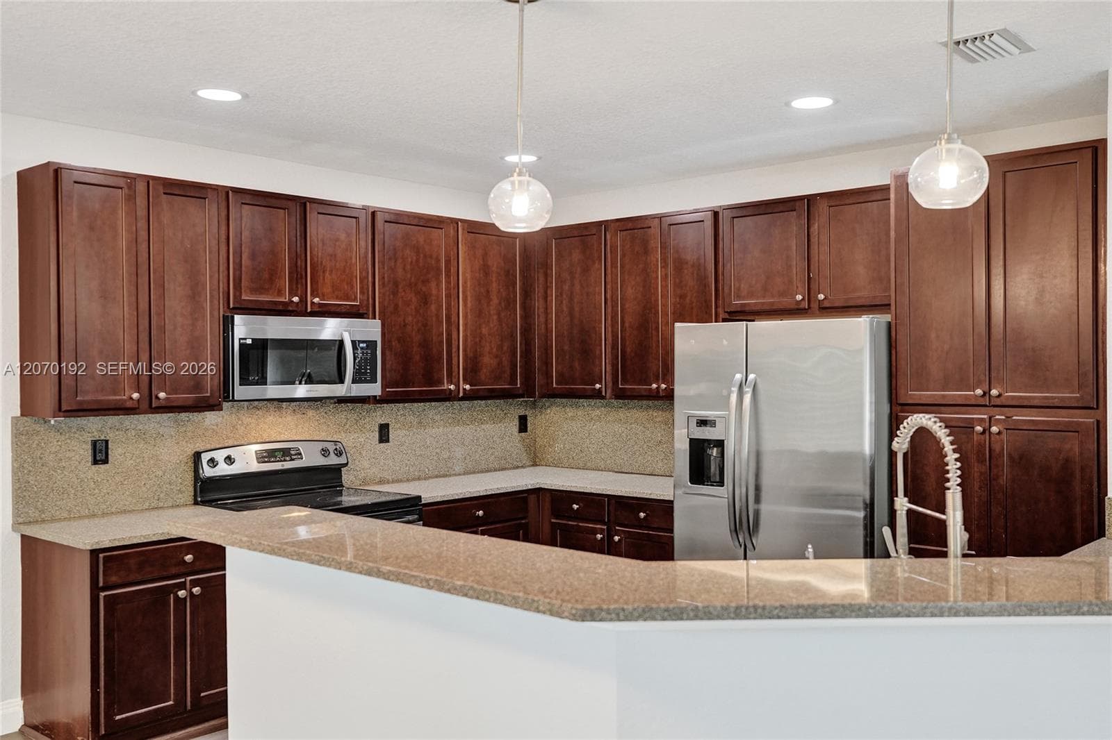 6079 Grand Cypress Cir W, Coconut Creek, FL 33073 — zdjęcie 3